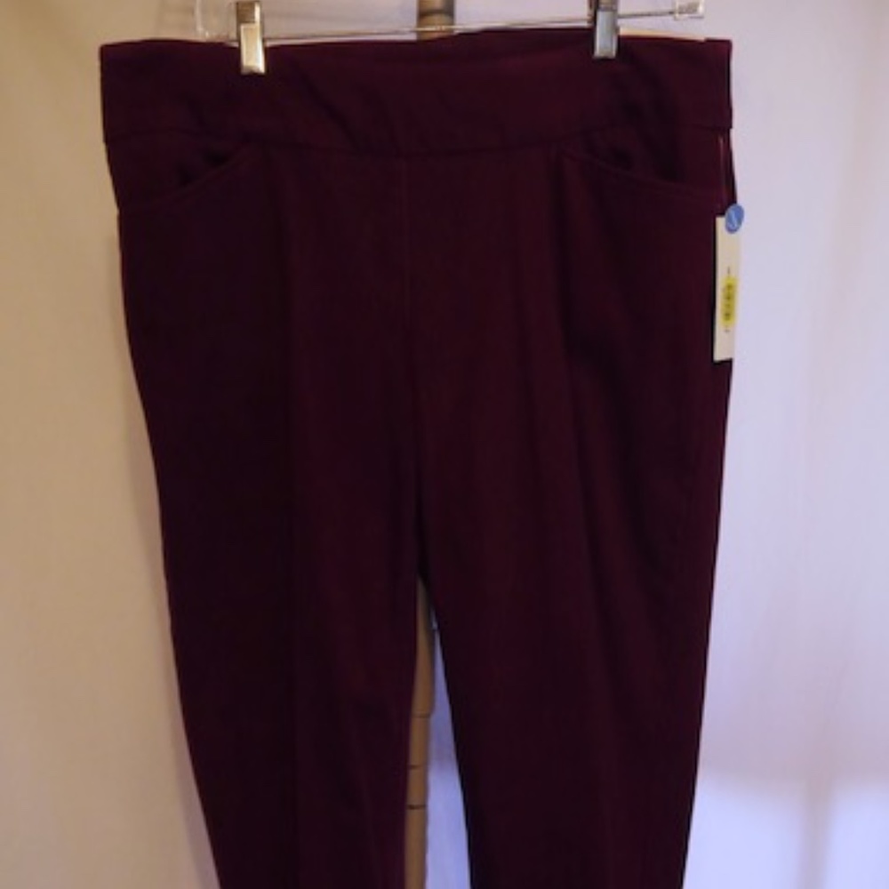 NEW Westbound Woman Burgundy/Wine Park Ave Fit Tummy Control Boot Cut Pants 14W
